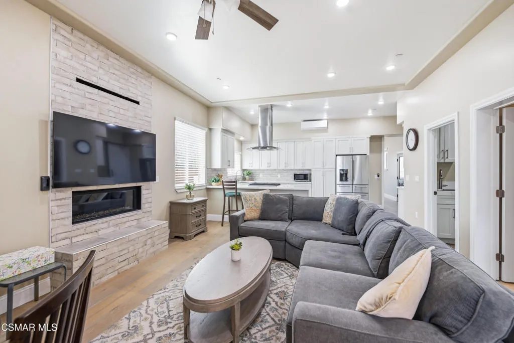 3490 Trego Ct Simi Valley-47 - Copy