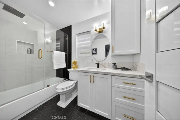 250 W Spazier Avenue 101, Burbank, California 91502