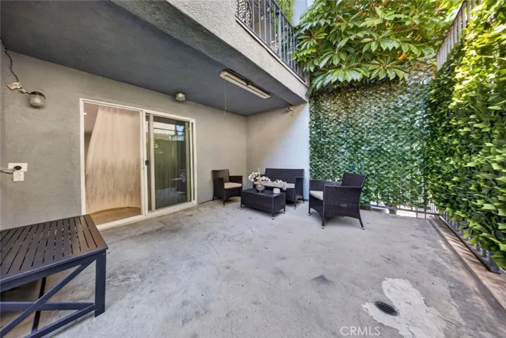 250 W Spazier Avenue 101, Burbank, California 91502