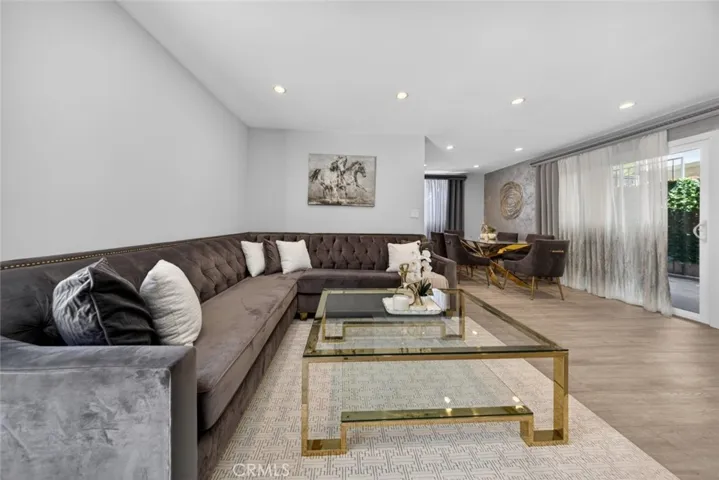 250 W Spazier Avenue 101, Burbank, California 91502