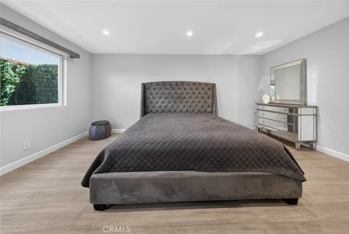 250 W Spazier Avenue 101, Burbank, California 91502