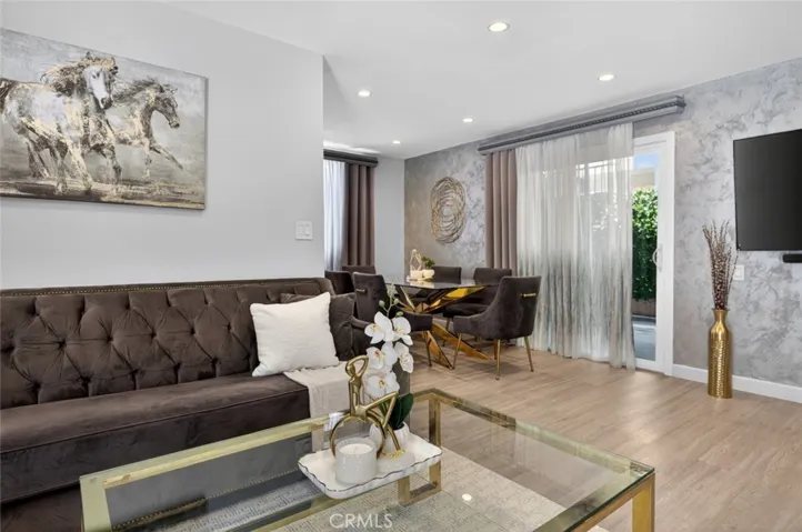 250 W Spazier Avenue 101, Burbank, California 91502