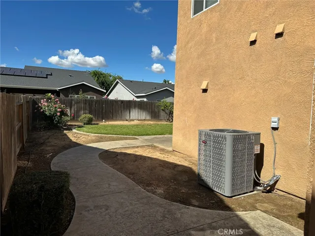 2341 Mariner Way, Merced, California 95340
