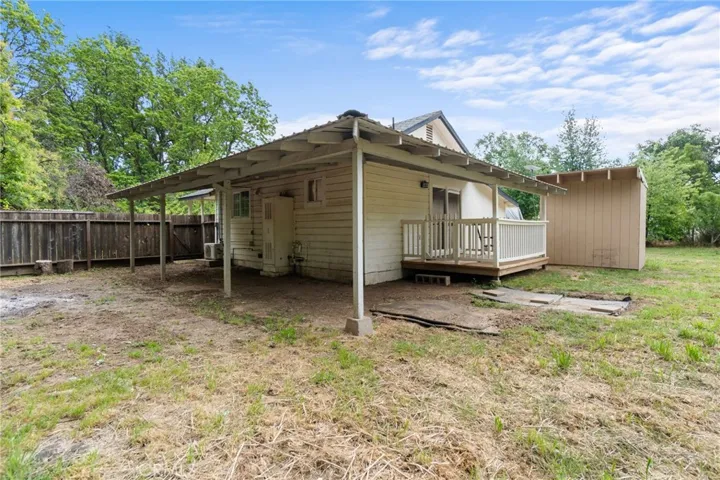 22011 Reading, Anderson, California 96007