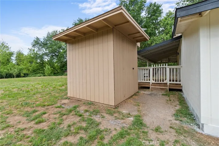 Shed