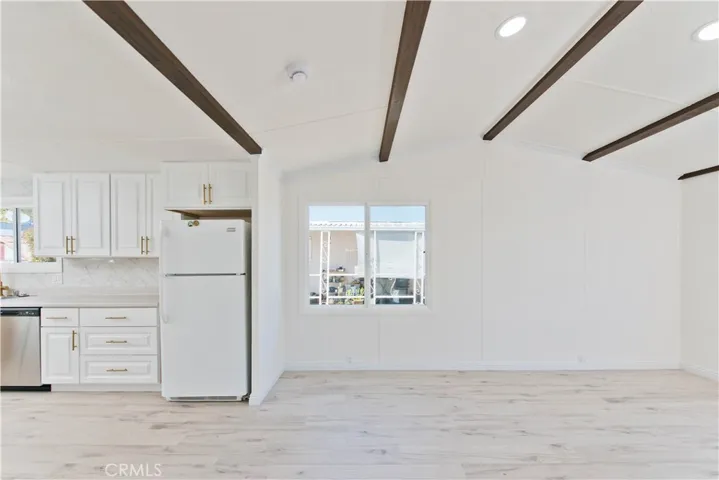 6545 Wilbur Avenue 92, Reseda, California 91335