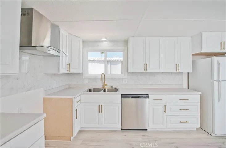 6545 Wilbur Avenue 92, Reseda, California 91335
