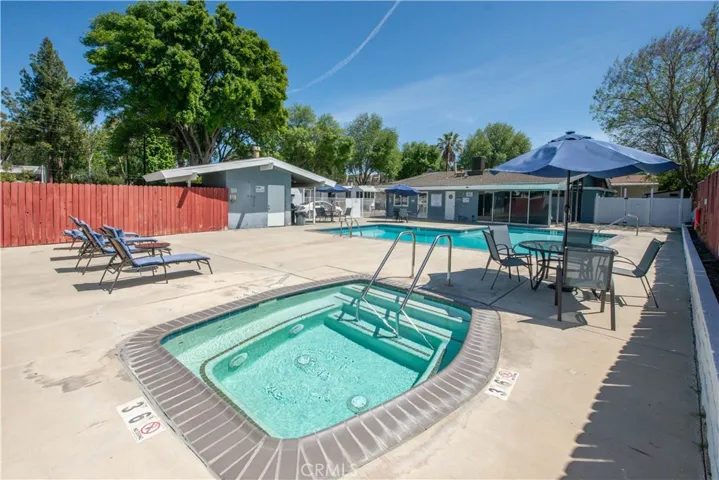 6545 Wilbur Avenue 92, Reseda, California 91335