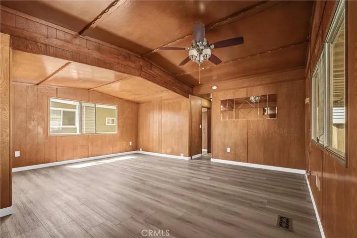 Spacious Living room/Dining room with