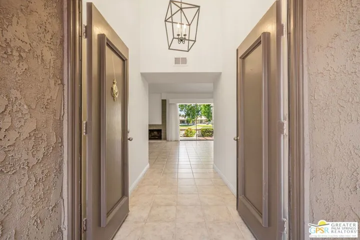 3020 Calle Loreto, Palm Springs, California 92264