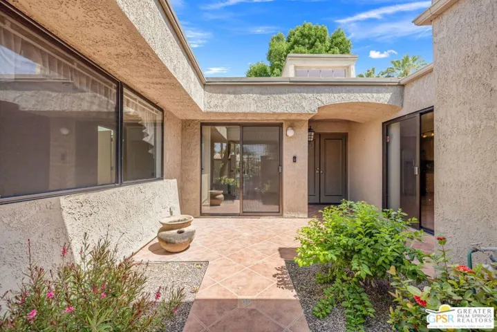 3020 Calle Loreto, Palm Springs, California 92264