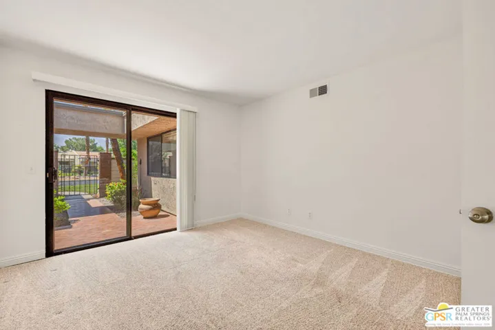 3020 Calle Loreto, Palm Springs, California 92264