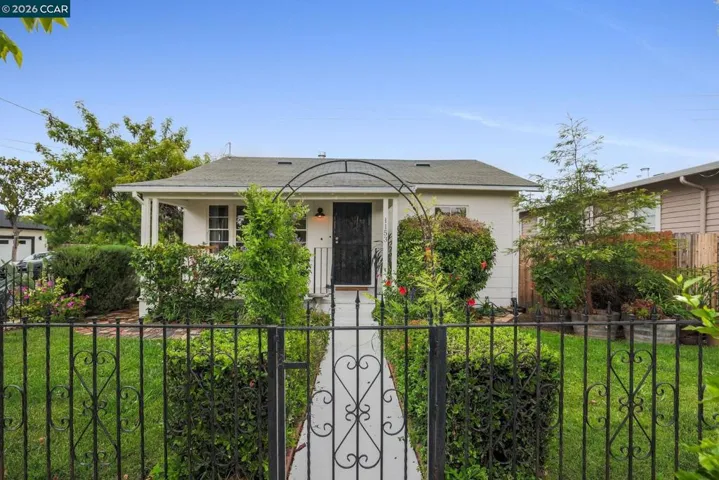 1153 Columbia St, Pittsburg, California 94565