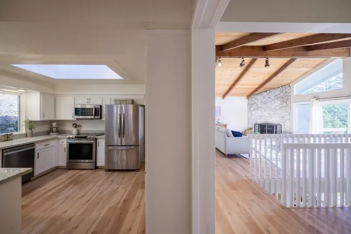 155 Rabbits Run Road, Santa Cruz, California 95060