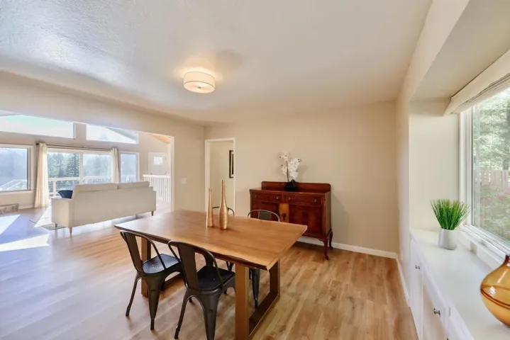 155 Rabbits Run Road, Santa Cruz, California 95060