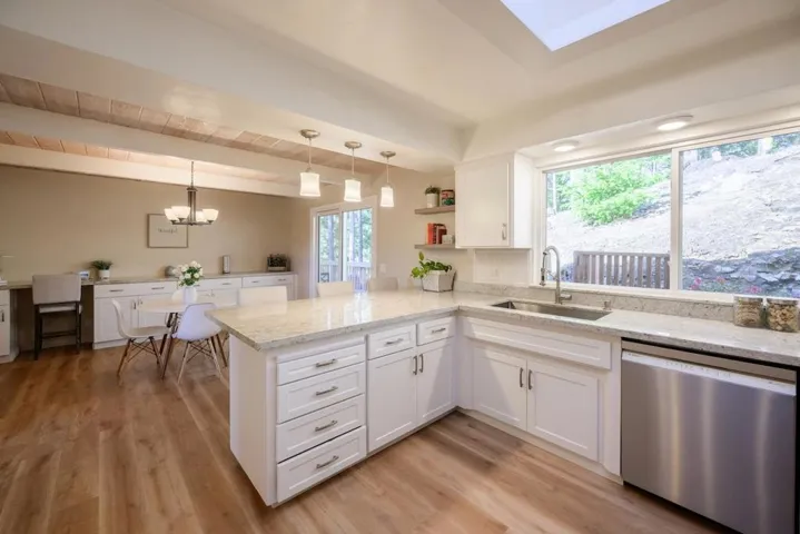 155 Rabbits Run Road, Santa Cruz, California 95060