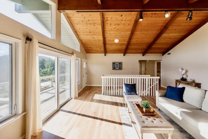 155 Rabbits Run Road, Santa Cruz, California 95060