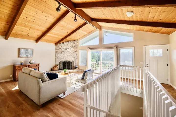 155 Rabbits Run Road, Santa Cruz, California 95060