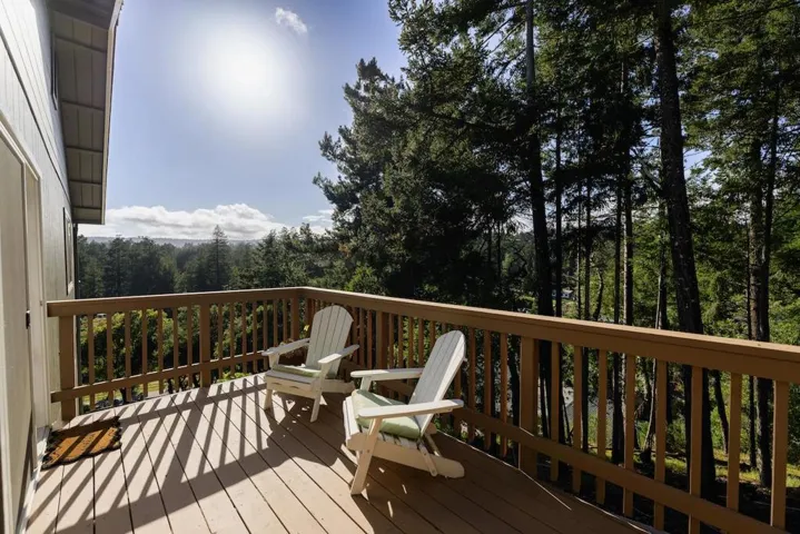 155 Rabbits Run Road, Santa Cruz, California 95060