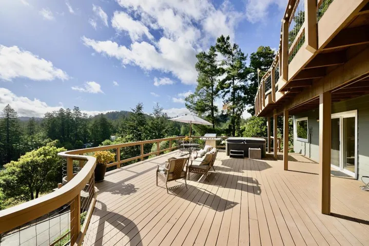 155 Rabbits Run Road, Santa Cruz, California 95060