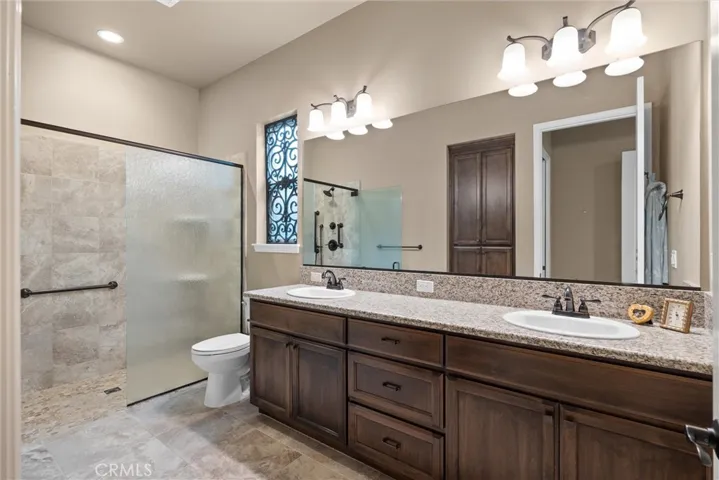 2755 Via Roma, Chico, California 95928