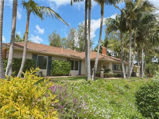2 Featherwood, Irvine, California 92612