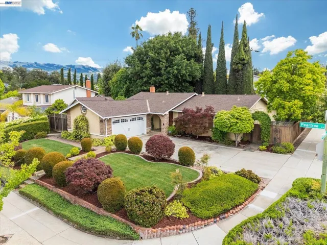 2616 Peartree Lane, San Jose, California 95121