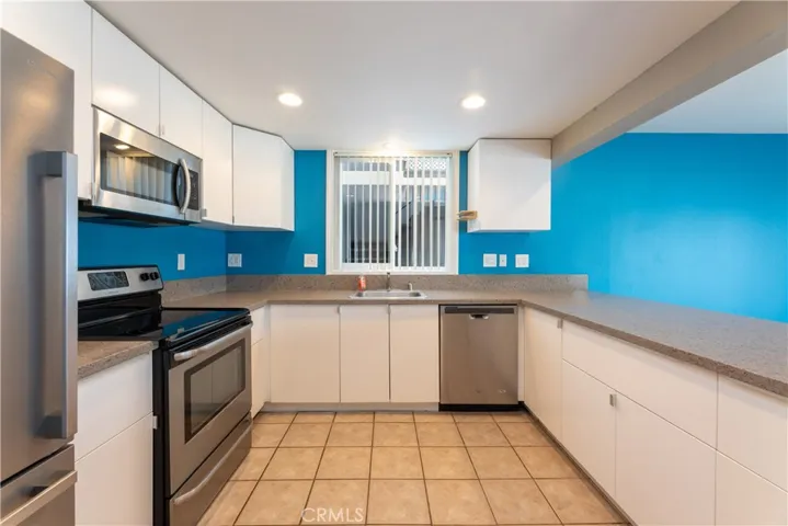 5012 Seashore Drive A, Newport Beach, California 92663