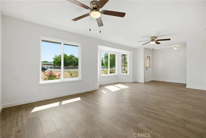 14280 Navajo, Apple Valley, California 92307