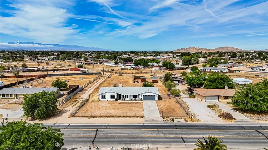 14280 Navajo, Apple Valley, California 92307