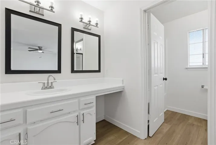 14280 Navajo, Apple Valley, California 92307