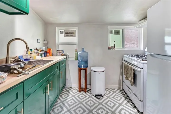 Studio 2 Kitchen