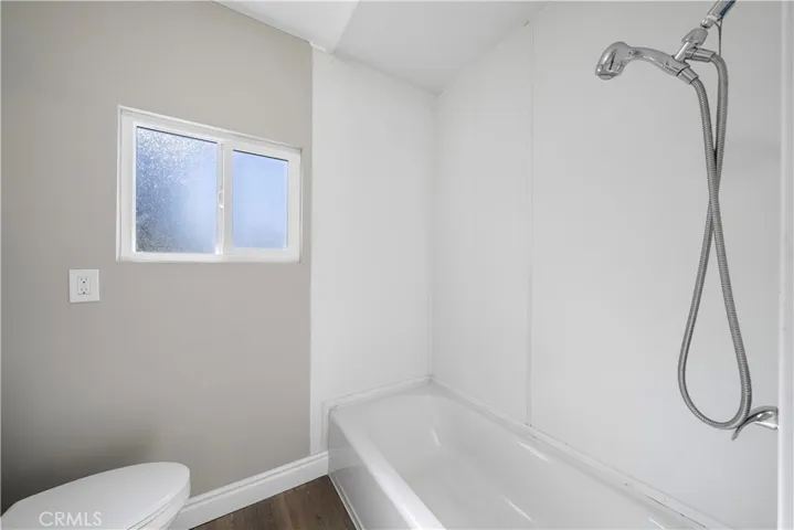 1401 W 9th 61, Pomona, California 91766