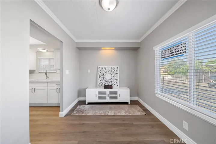1401 W 9th 61, Pomona, California 91766