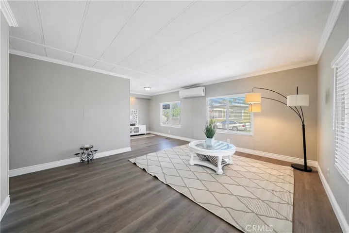 1401 W 9th 61, Pomona, California 91766