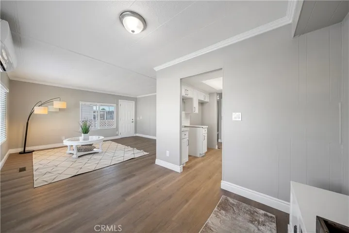 1401 W 9th 61, Pomona, California 91766