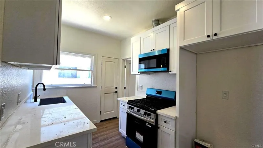973 N Park, Long Beach, California 90813