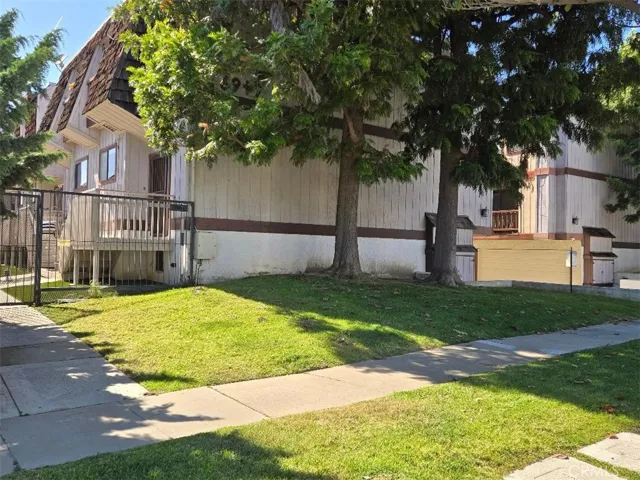 16919 S Dalton Avenue 110, Gardena, California 90247
