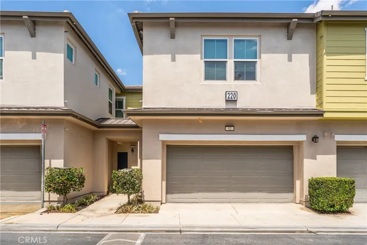 220 W Via Prado 52, Ontario, California 91762