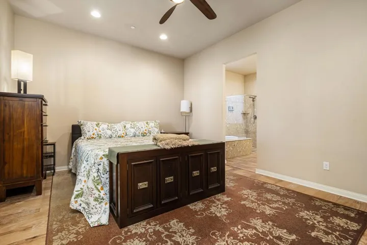 49-web-or-mls-JLViescoInt_OPMG_0426_018