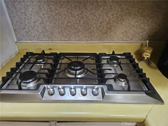 8811 Canoga Avenue 517, Canoga Park, California 91304