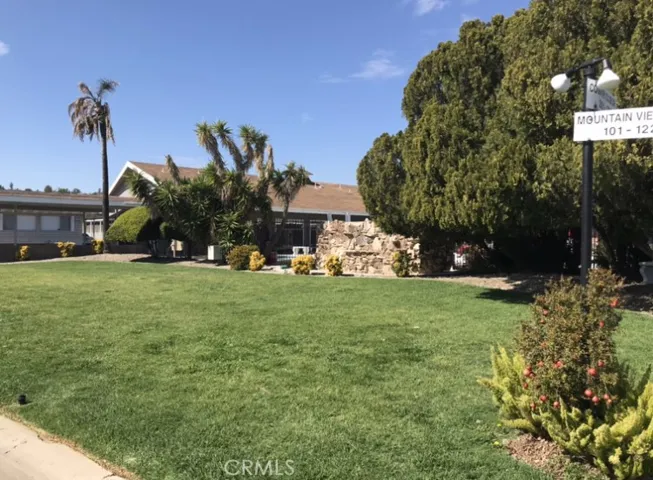 8811 Canoga Avenue 517, Canoga Park, California 91304