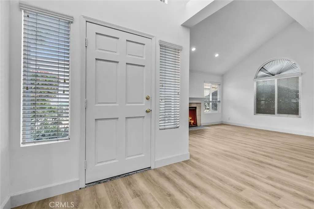 Entry area with view of Living room