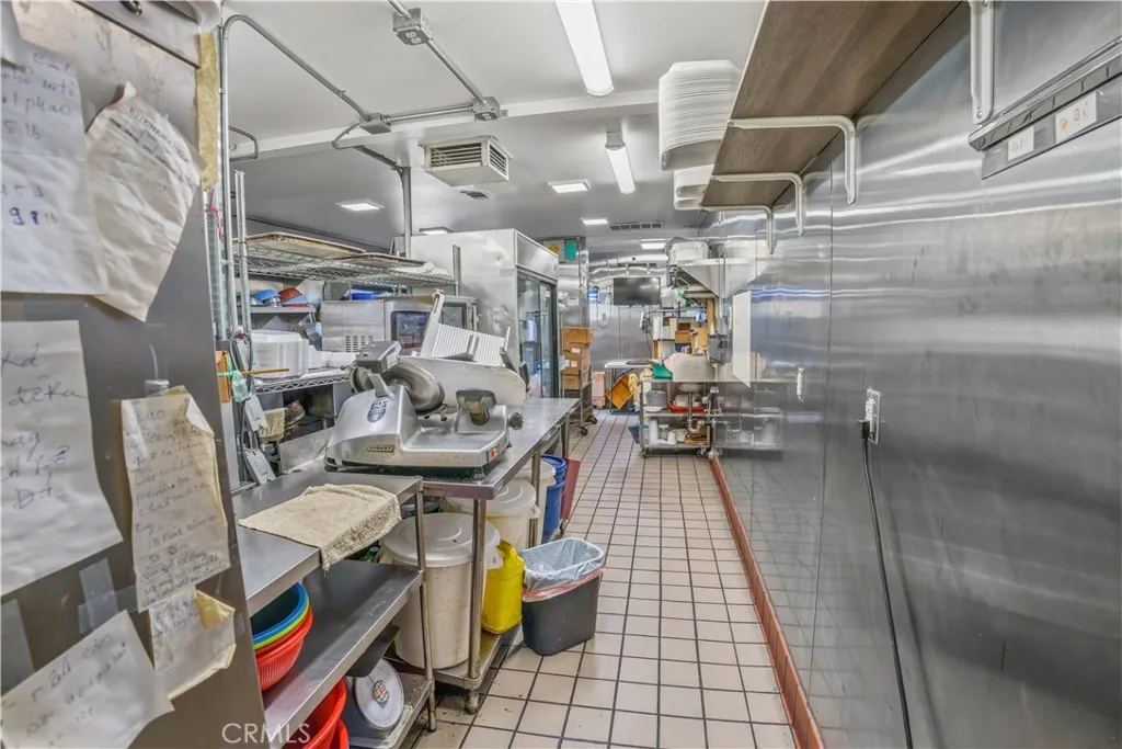 Entrance to kitchen