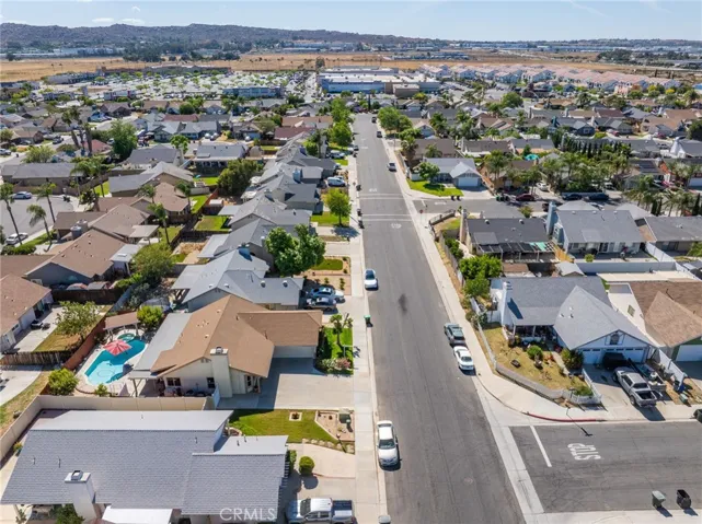 135 Bold Venture, Perris, California 92571