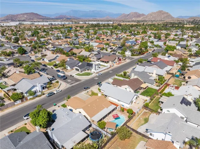 135 Bold Venture, Perris, California 92571