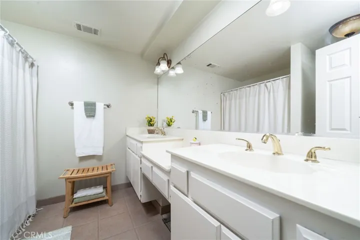 135 Bold Venture, Perris, California 92571