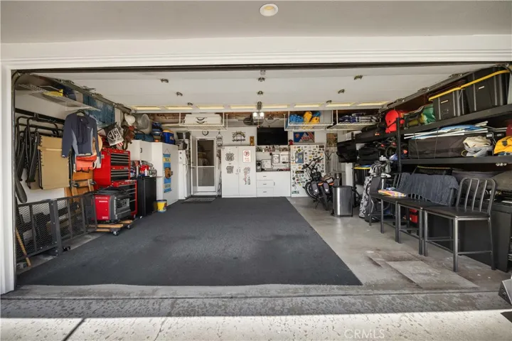 2 Car Garage