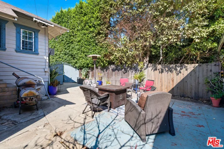 2114 W 28th Street, Los Angeles, California 90018