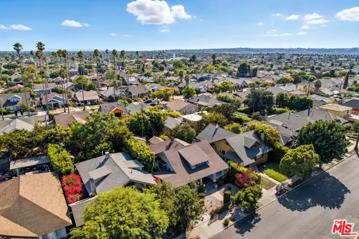 2114 W 28th Street, Los Angeles, California 90018